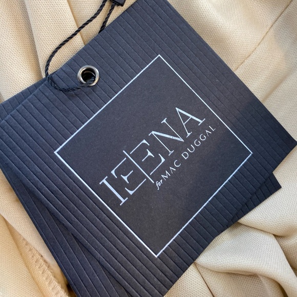 NWT Mac Duggal Silver Sequin Ruffle Hem High Slit Maxi Dress Size 8 - Picture 9 of 12